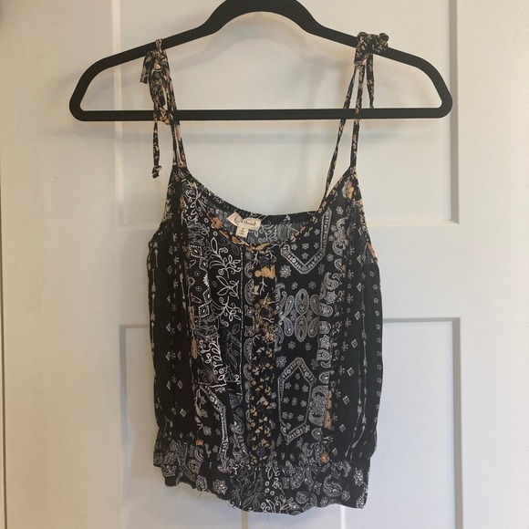 Hem & Thread Black Ruffle Tube Top - Picture 4 of 9